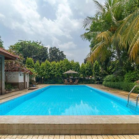 Reddoorz Plus Near Kemang Raya Cakarta Dış mekan fotoğraf