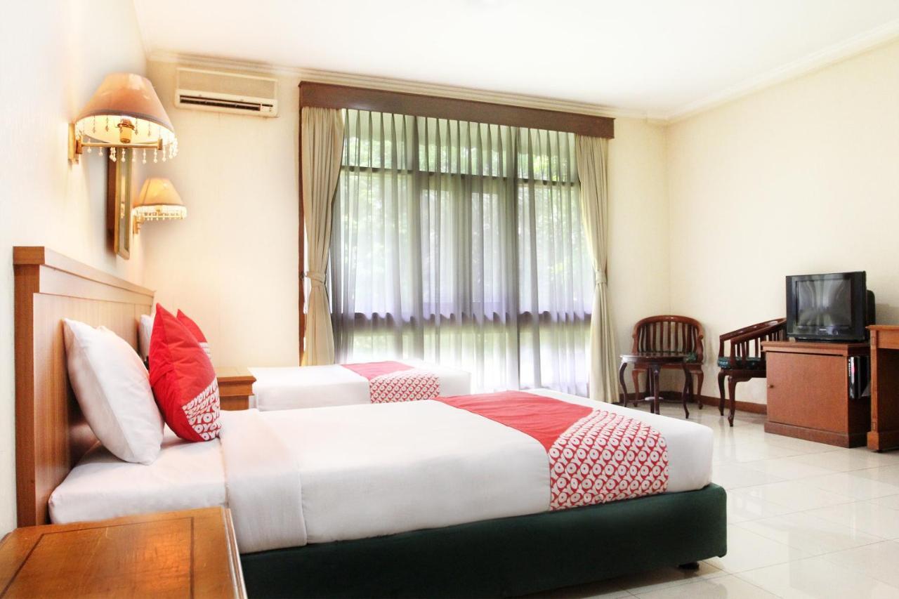 Reddoorz Plus Near Kemang Raya Cakarta Dış mekan fotoğraf