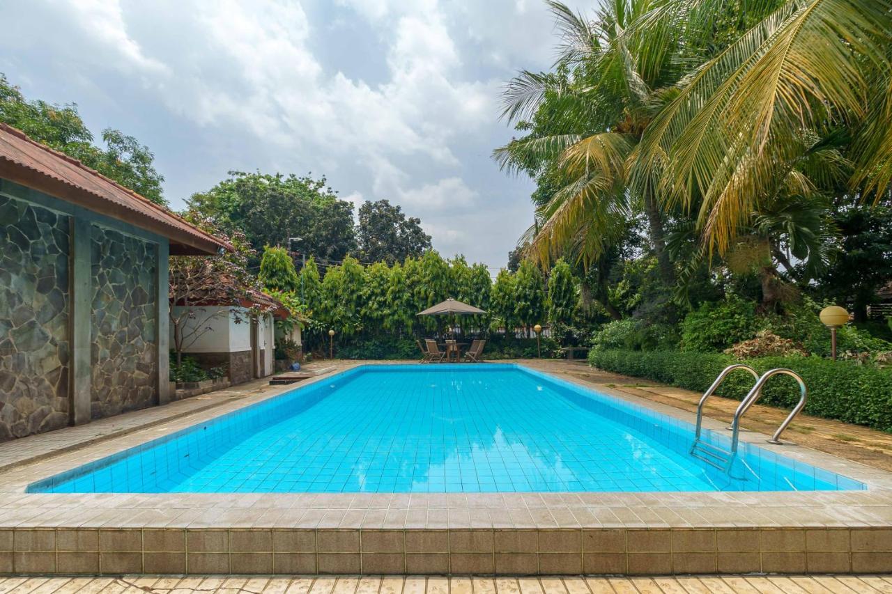 Reddoorz Plus Near Kemang Raya Cakarta Dış mekan fotoğraf