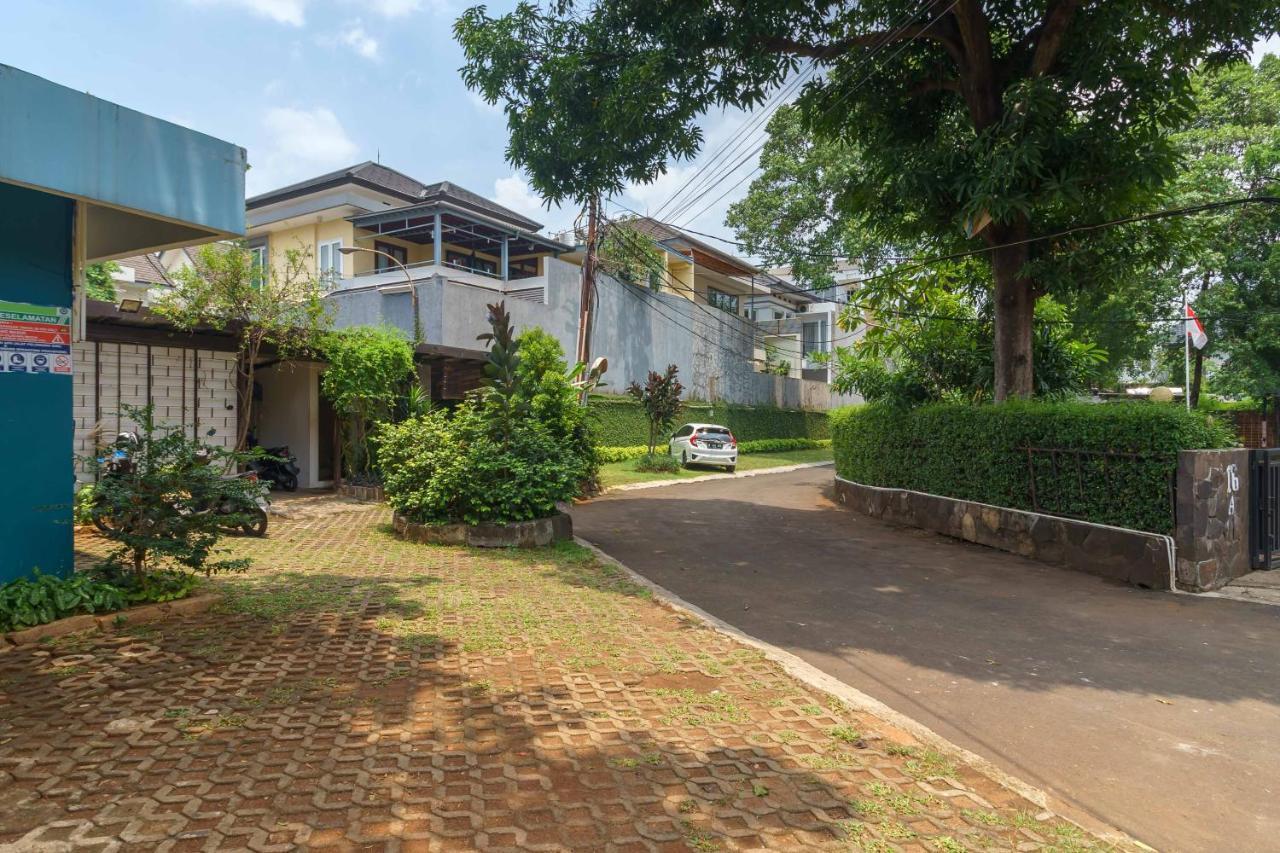 Reddoorz Plus Near Kemang Raya Cakarta Dış mekan fotoğraf